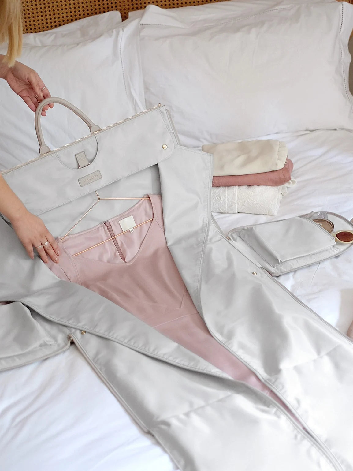 Stackers Travel Bag/Garment Bag Taupe